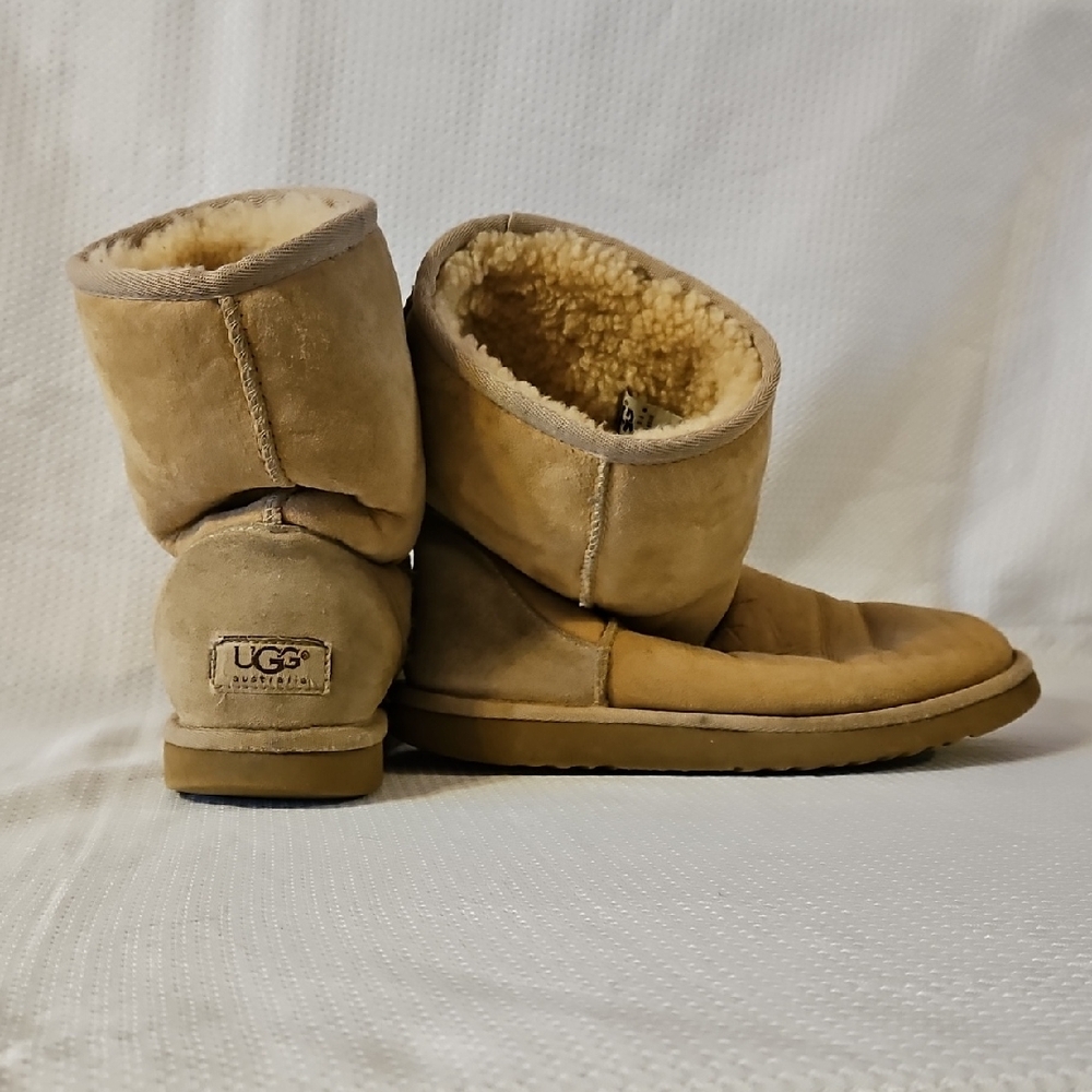 UGG Chestnut Suede Shearling Short Boots